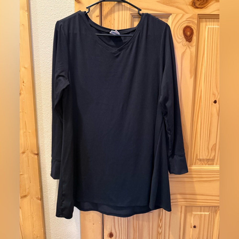 Black Elizabeth Top